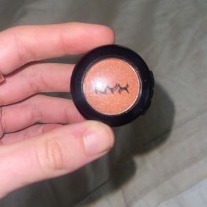 NEVER WORN NYX Eyeshadow in Shade Showgirl